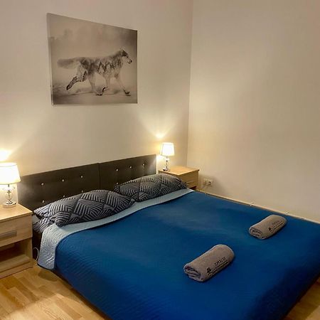 Topolove Rooms & Apartments Kraków Zewnętrze zdjęcie