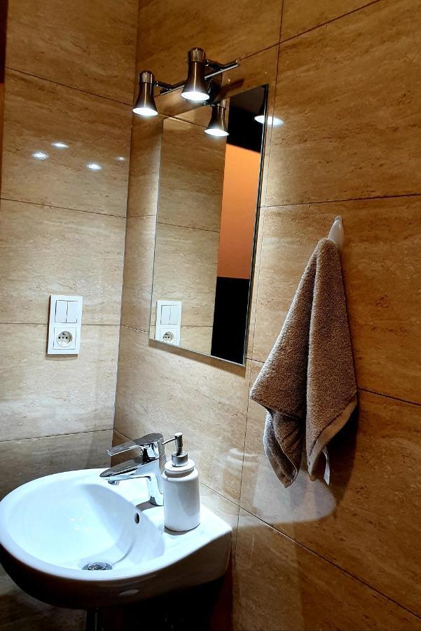 Topolove Rooms & Apartments Kraków Zewnętrze zdjęcie