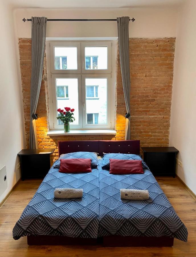 Topolove Rooms & Apartments Kraków Zewnętrze zdjęcie